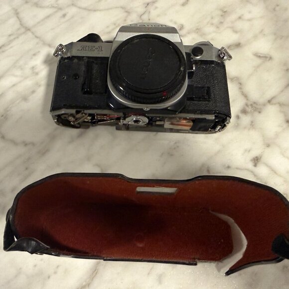 Canon AE-1 Program 35mm Film Camera + Canon FD 50mm f/1.8 Lens (Vintage Bundle) - Picture 13 of 14